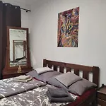 Apartman Senica Διαμέρισμα *