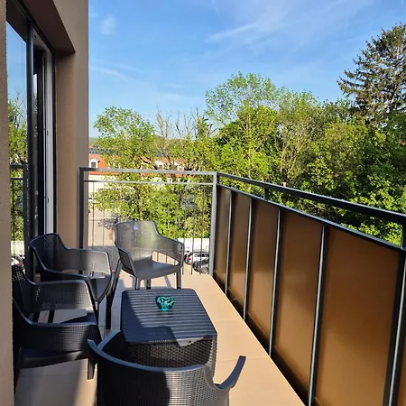Apartman Senica * Senica